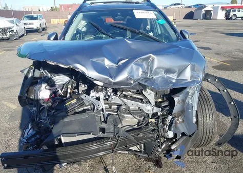 2024 Toyota Corolla Cross Xle from USA, damaged, VIN 7MUDAAAG4RV108489